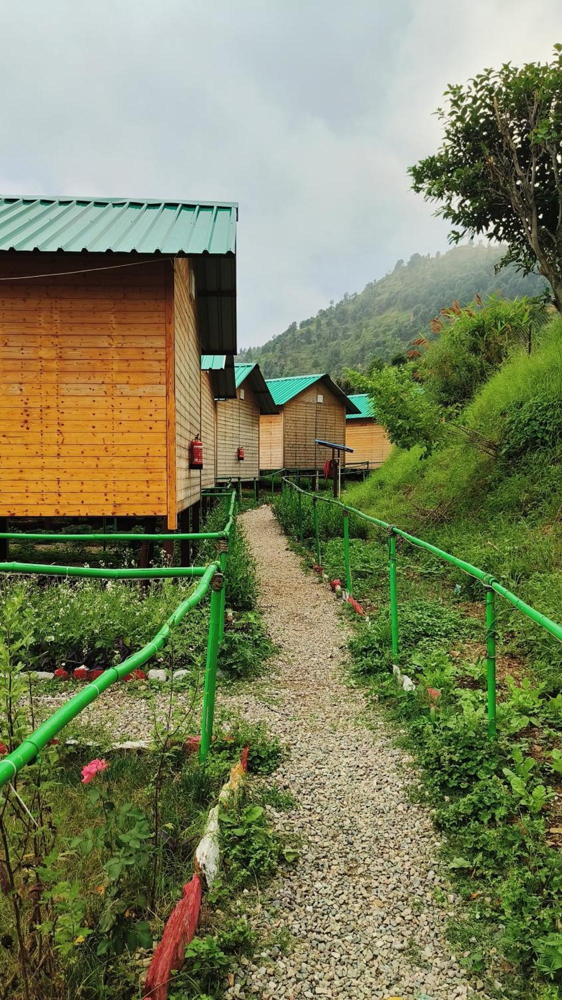 Sunbird Retreat Resort Nainital Exterior foto